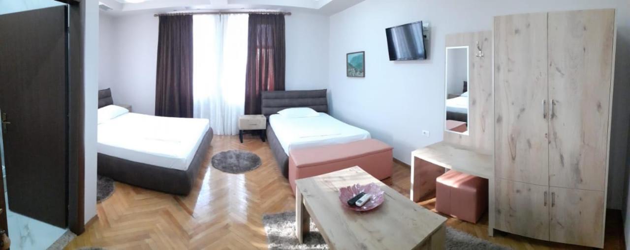Hotel Permeti 外观 照片